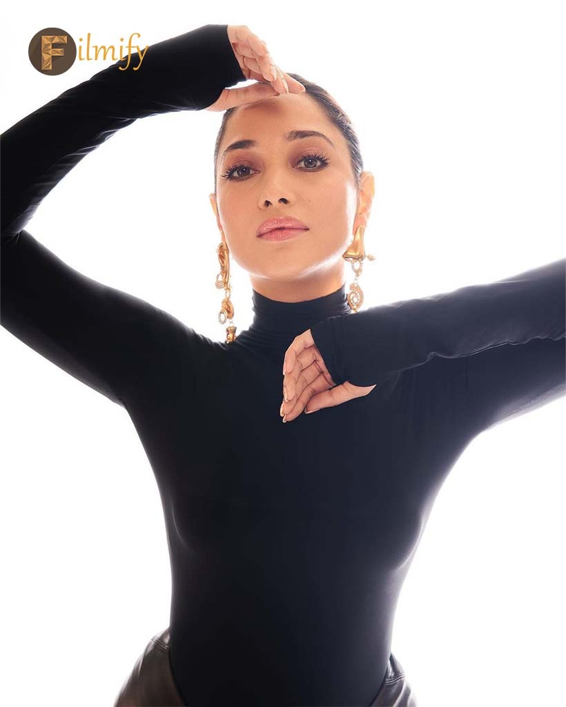 Tamannah bhatia flaunts her curves in black
