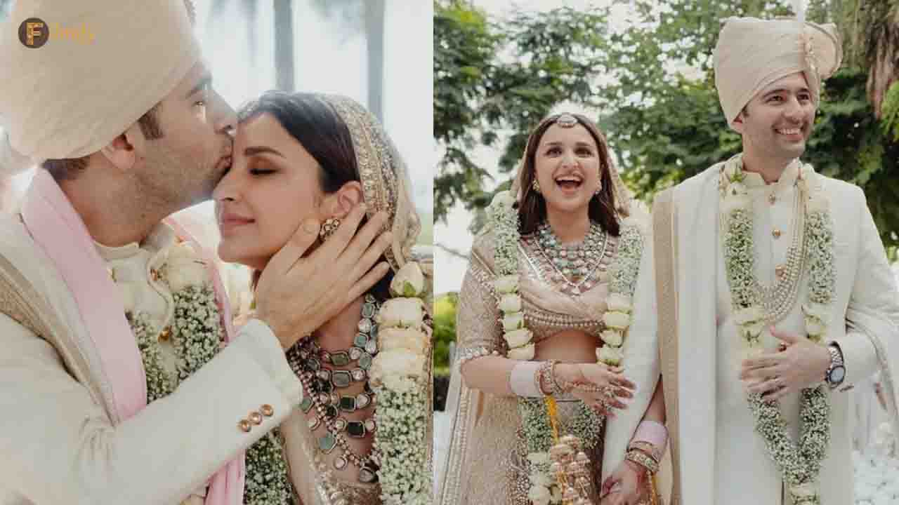 Check out the iconic wedding pictures of Parinieeti Chopra and Raghav Chadha!