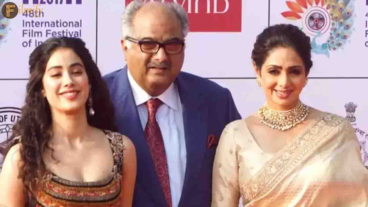 Janhavi Kapoor reveals how her father tried to impress her mom Legendary actress, Sridevi