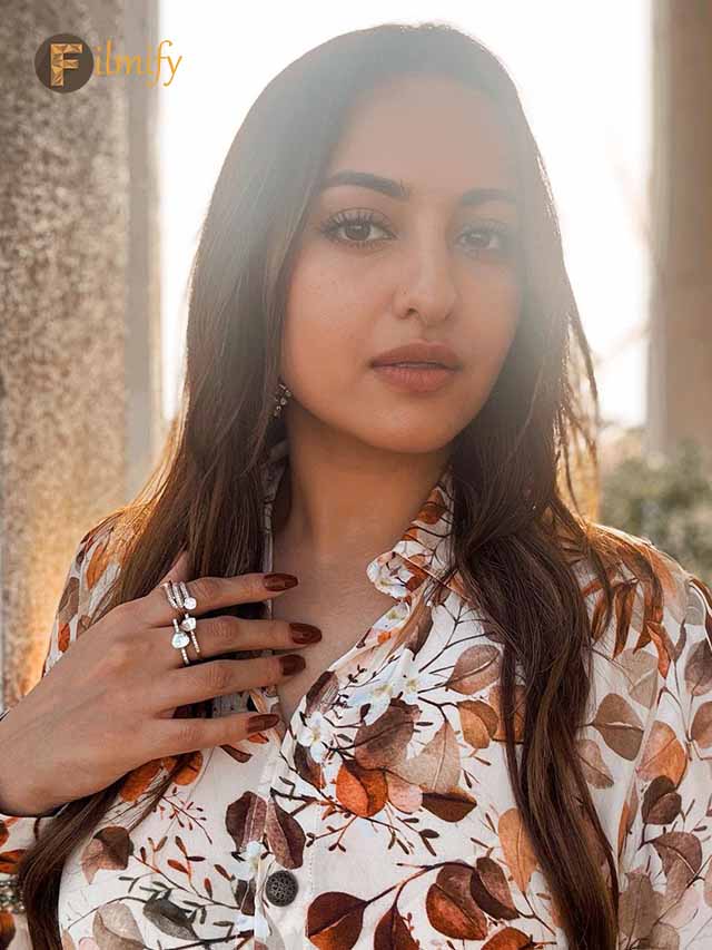 Sonakshi Sinha Boss Lady vibes in her latest pics