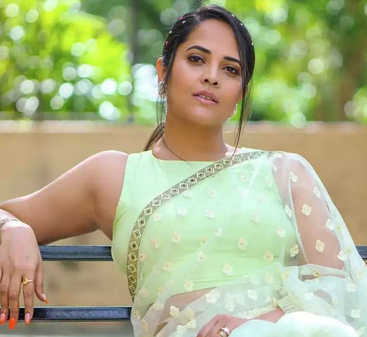 ఆయనతో మాట్లాడడానికి ప్రయత్నించా: అనసూయ
